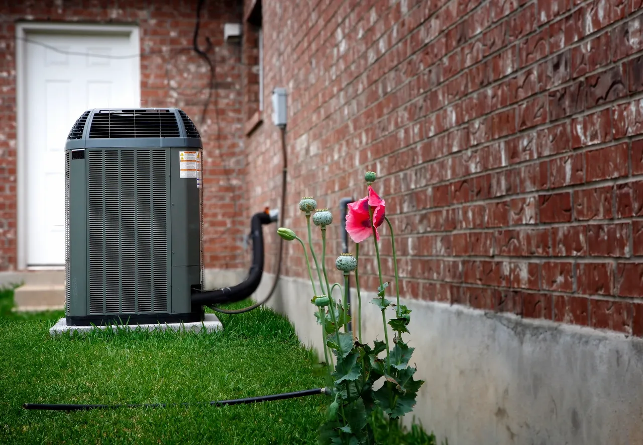 residential_AC_compressor
